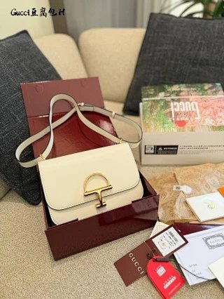 Gucci Bag: seller detail photo 1