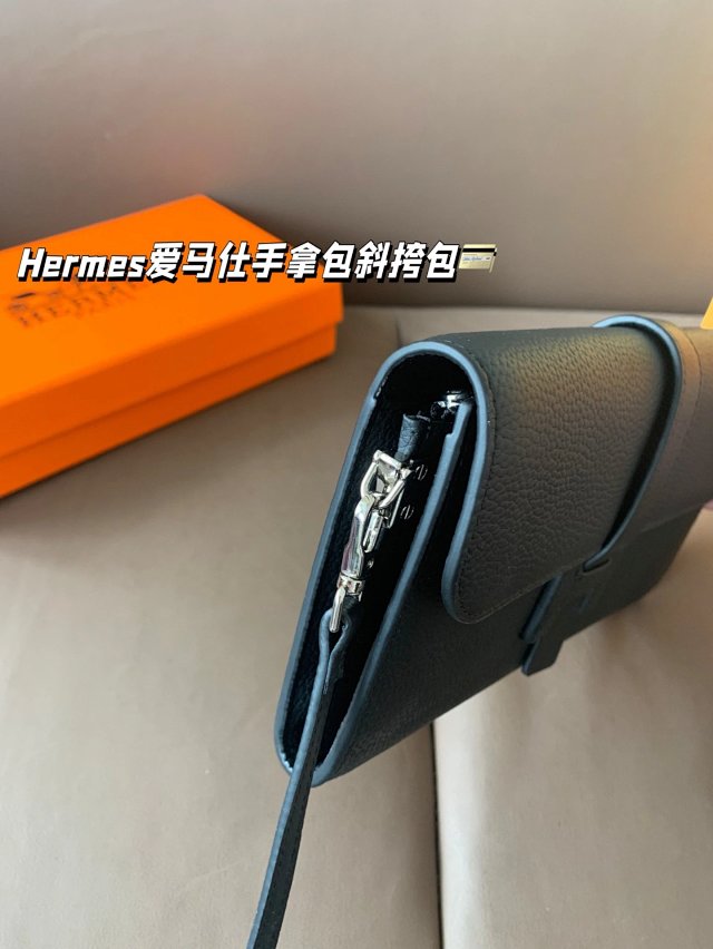 Hermès crossbody bag: seller detail photo 7