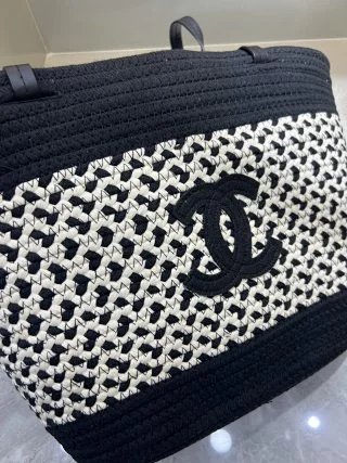 Chanel Bag: seller detail photo 2