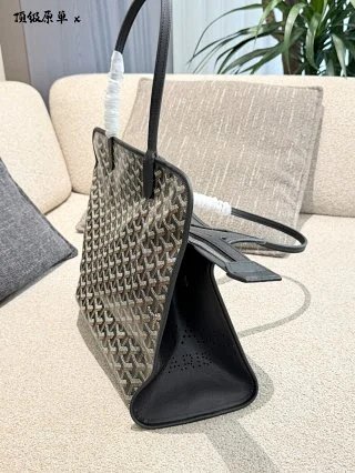Goyard Bag: seller detail photo 4