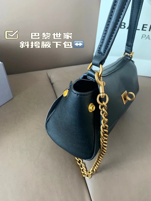 Balenciaga handbag: seller detail photo 7