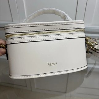 Coach Bag: seller detail photo 6