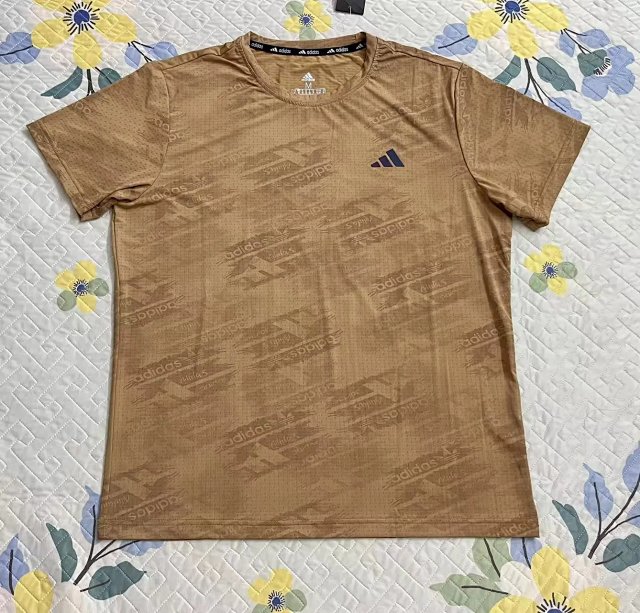 Adidas T-shirt: seller detail photo 4