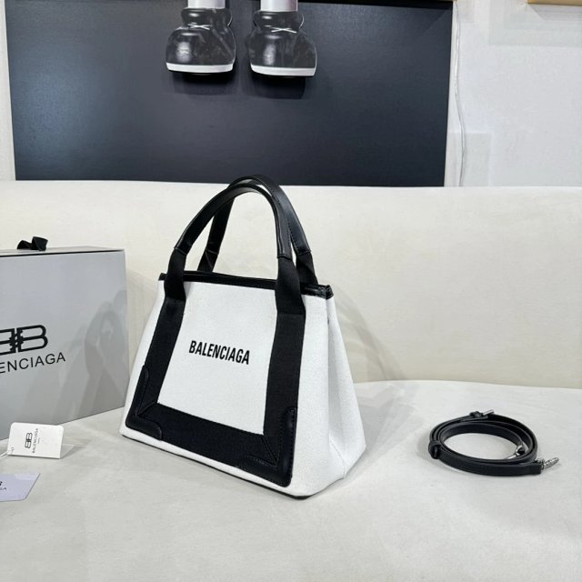 Balenciaga handbag: seller detail photo 4