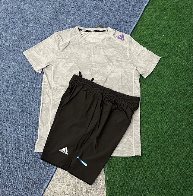 Adidas T-shirt & Shorts Set: seller detail photo 2