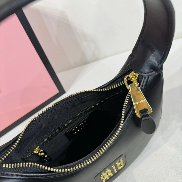 MiuMiu handbag: seller detail photo 8