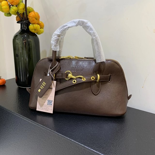 MiuMiu handbag: seller detail photo 6