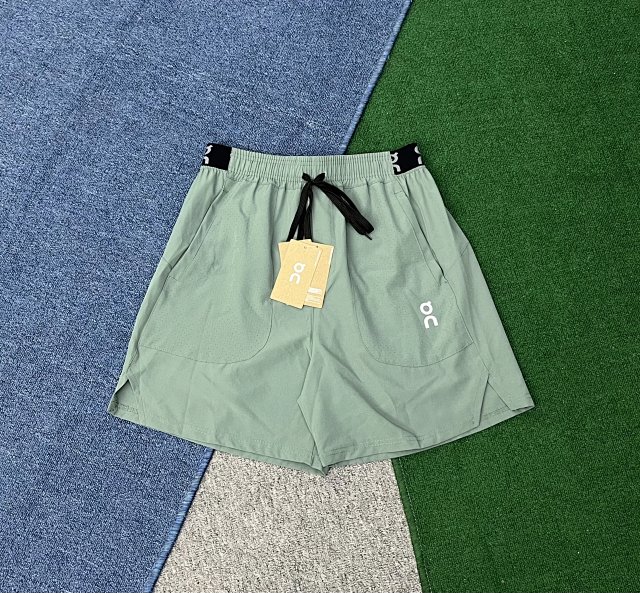 On Running Shorts: seller detail photo 5