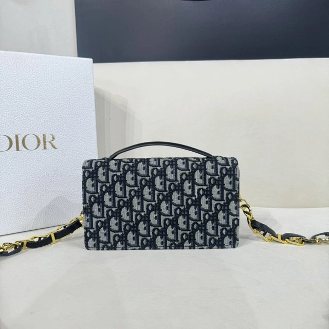 Dior crossbody bag: seller detail photo 2
