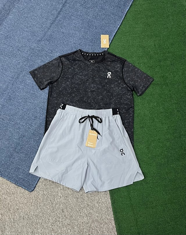 On Running Sports T-shirt & Shorts Set: seller detail photo 3