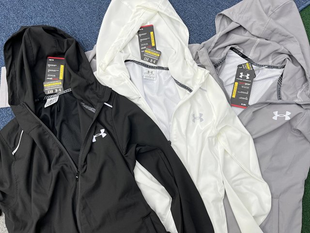 Under Armour Jacket: seller detail photo 5