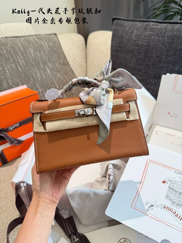 Hermès handbag: seller detail photo 2