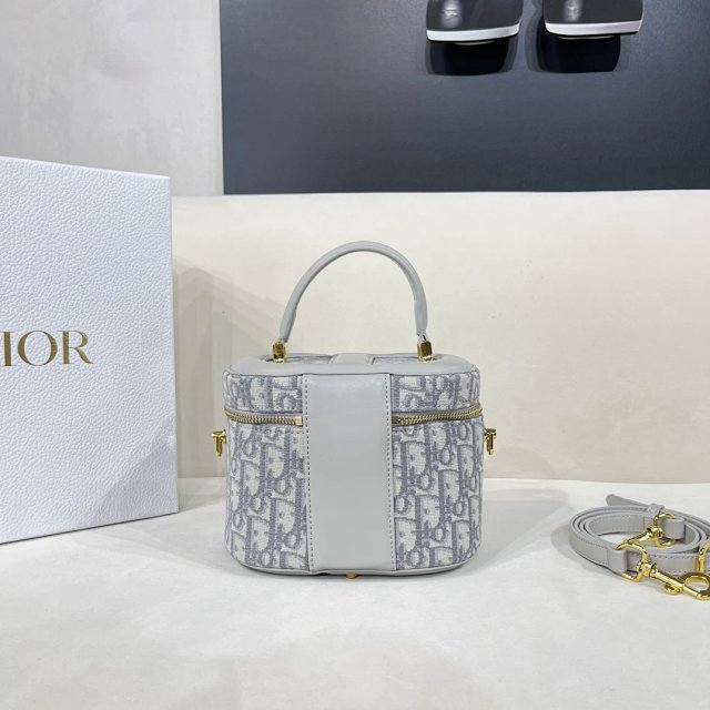 Dior handbag: seller detail photo 2