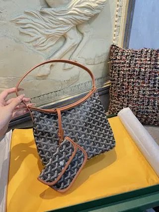 Goyard Bag: seller detail photo 3