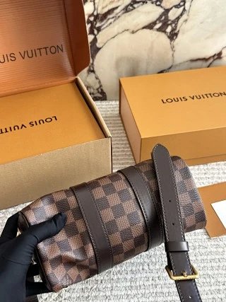 LV Louis Vuitton Bag: seller detail photo 7