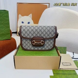 Gucci Bag: seller detail photo 1