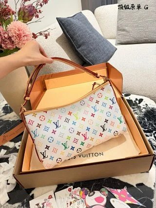 LV Louis Vuitton Bag: seller detail photo 6