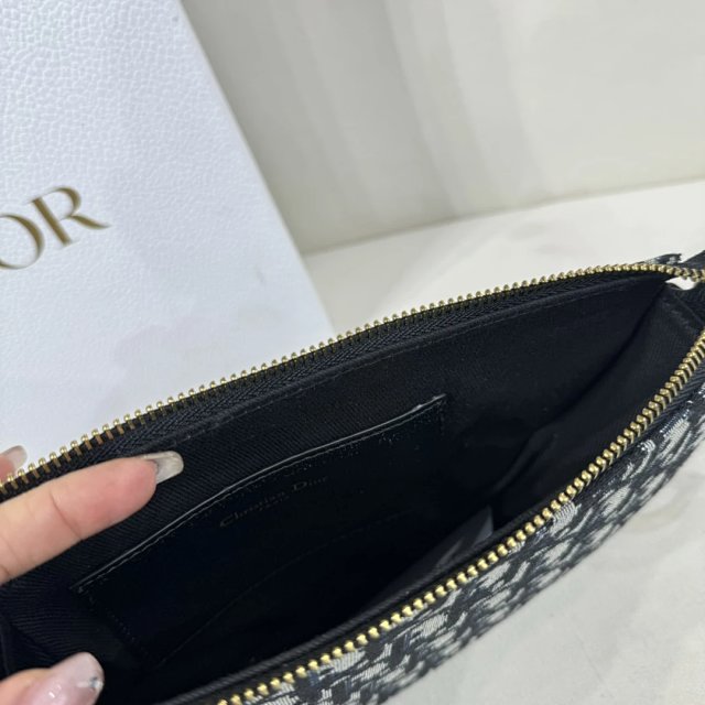 Dior crossbody bag: seller detail photo 8