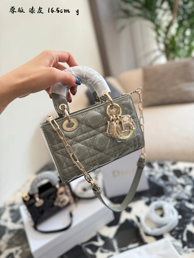 Dior handbag: seller detail photo 2