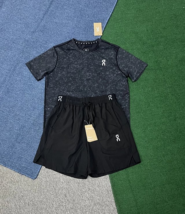 On Running Sports T-shirt & Shorts Set: seller detail photo 2