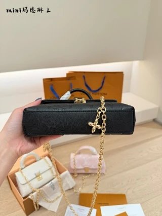 LV Louis Vuitton Bag: seller detail photo 8