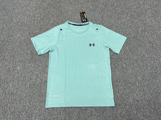 Under Armour T-shirt: seller detail photo 8