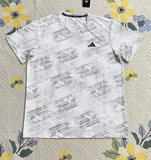 Adidas T-shirt: seller detail photo 1