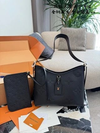 LV Louis Vuitton Bag: seller detail photo 4