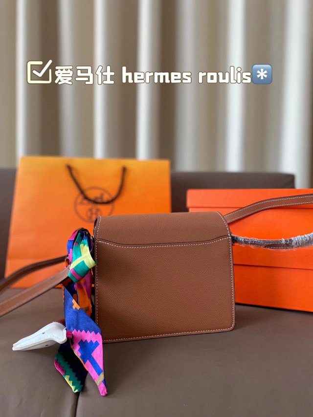 Hermès crossbody bag: seller detail photo 3