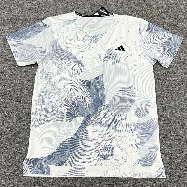 Adidas T-shirt: seller detail photo 3