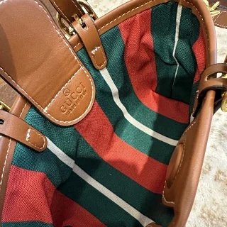 Gucci Bag: seller detail photo 9
