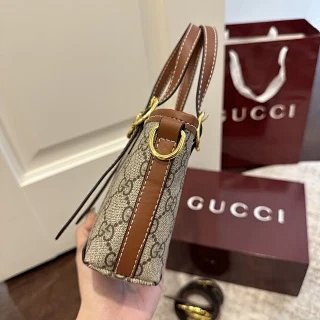 Gucci Bag: seller detail photo 6