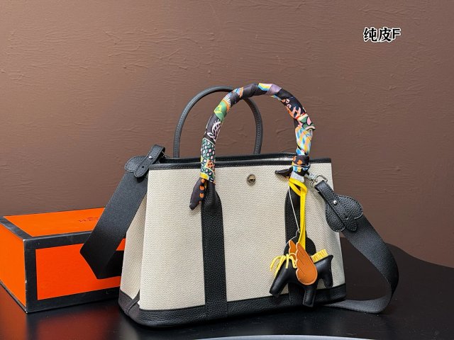 Hermès handbag: seller detail photo 1