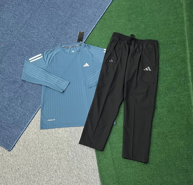 Adidas Tracksuit: seller detail photo 4