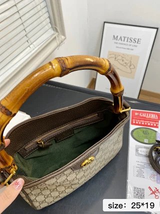 Gucci Bag: seller detail photo 9