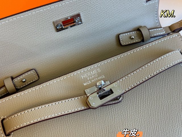 Hermès crossbody bag: seller detail photo 6