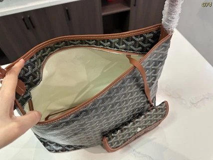 Goyard Bag: seller detail photo 9