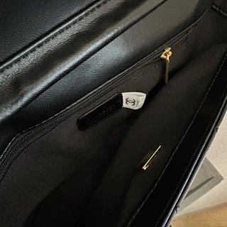 Chanel Bag: seller detail photo 8