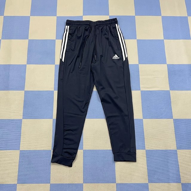 Adidas pants: seller detail photo 6