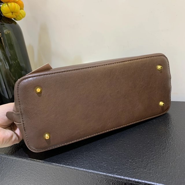 MiuMiu handbag: seller detail photo 3