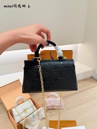 LV Louis Vuitton Bag: seller detail photo 5