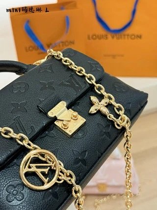 LV Louis Vuitton Bag: seller detail photo 6