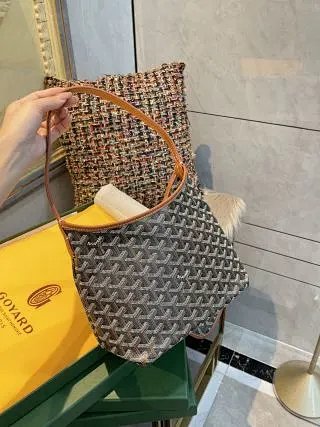 Goyard Bag: seller detail photo 5