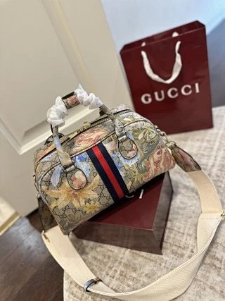 Gucci Bag: seller detail photo 8