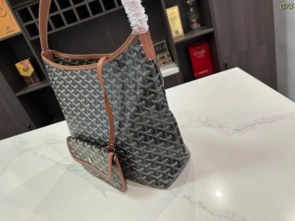 Goyard Bag: seller detail photo 6