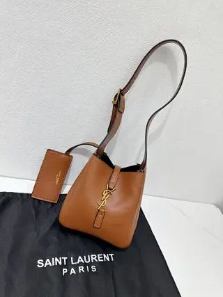 YSL Saint Laurent Bag: seller detail photo 6