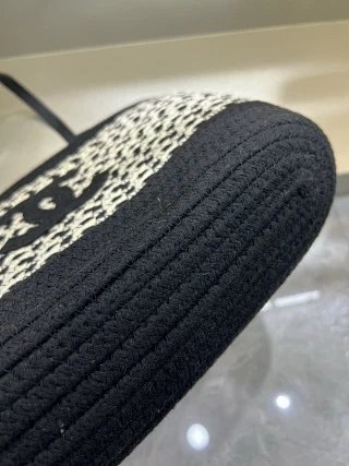 Chanel Bag: seller detail photo 5