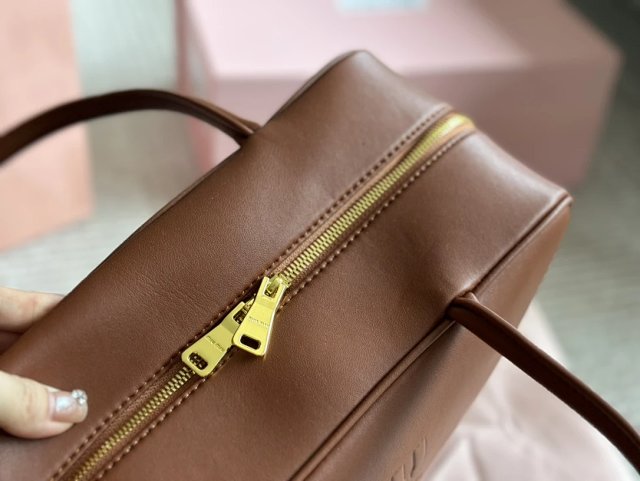 MiuMiu handbag: seller detail photo 5