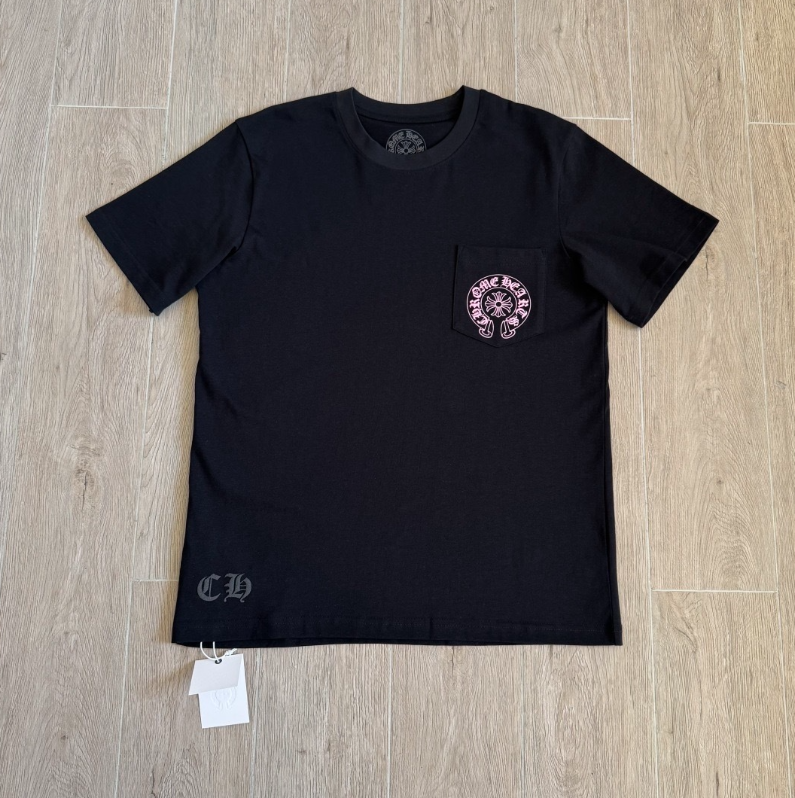 Chrome Hearts T-shirt Pink Horseshoe Pocket Black