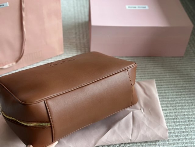 MiuMiu handbag: seller detail photo 6